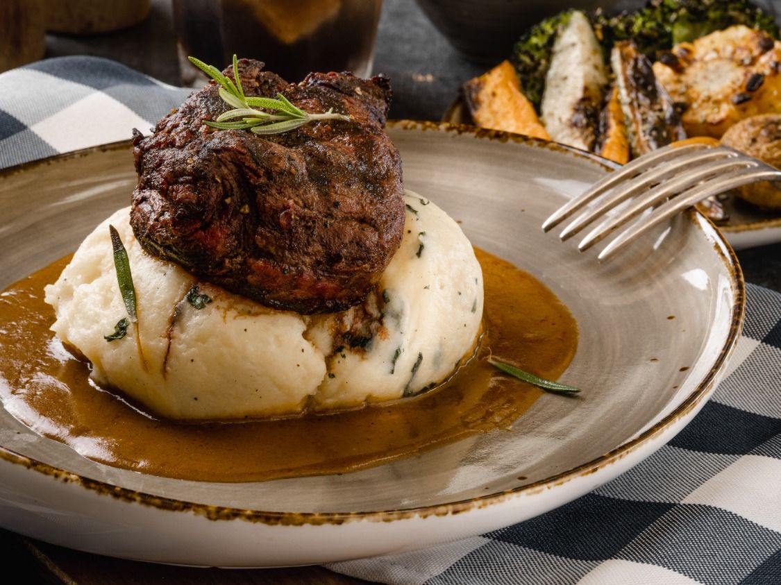 220 Gm Angus Beef Fillet Glazed With Compound Bone Marrow Butter