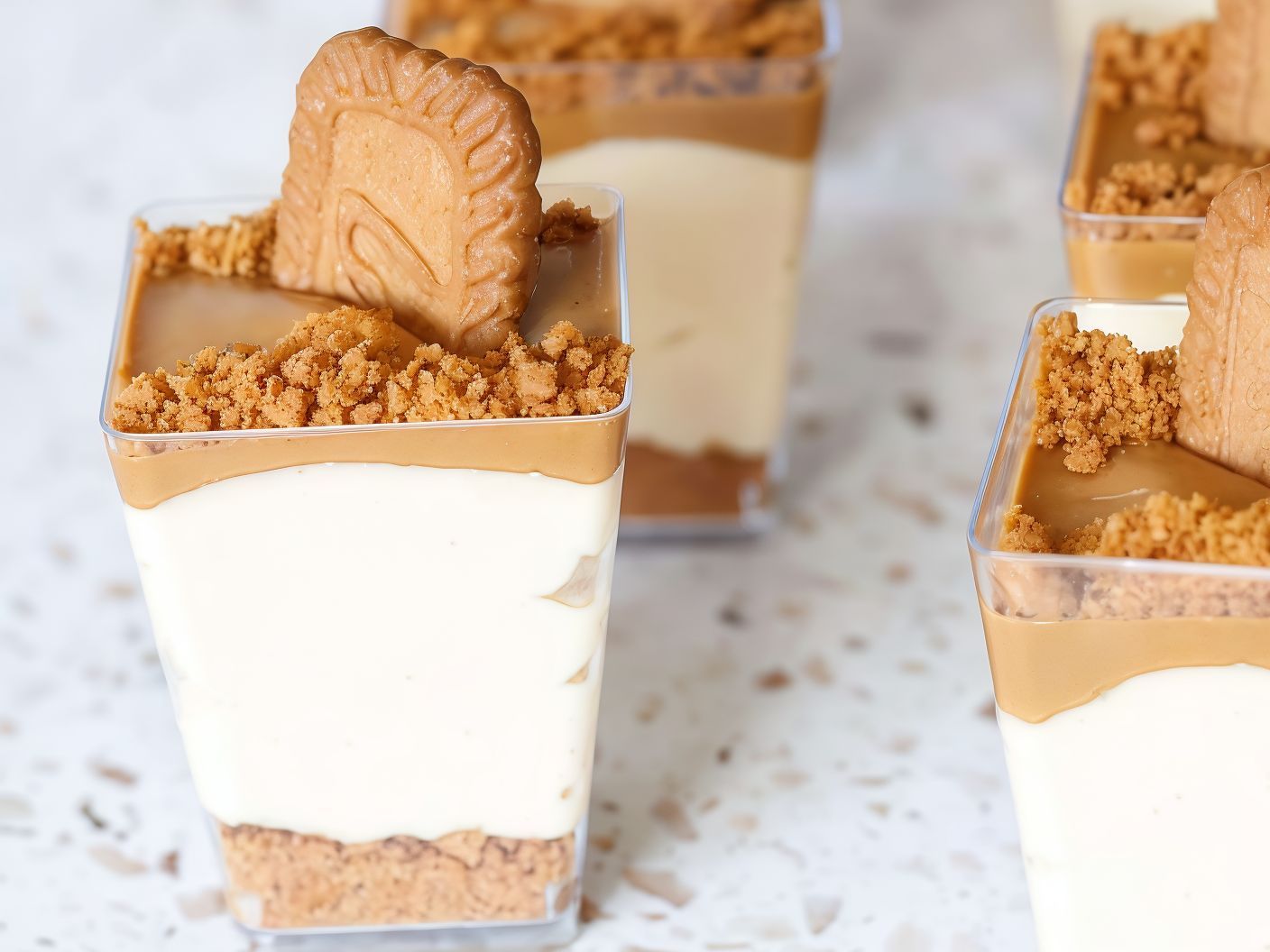Lotus Cake